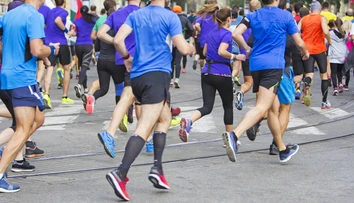 Muž počas PN odbehol maratón. Zamestnávateľ mu teraz musí vyplatiť 60-tisíc eur