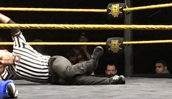 VIDEO: Hrozivé zábery z wrestlingu. Rozhodca si počas duelu zlomil nohu