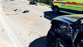 FOTO: Tragická nehoda na juhu Slovenska: Motorkár neprežil, spolujazdkyňa je ťažko zranená