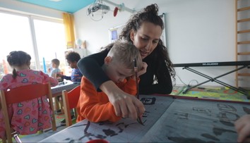 Ovláda osem jazykov a založila unikátnu škôlku, akú na Slovensku len tak nenájdete