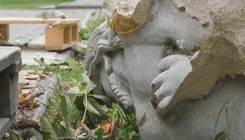 Padol na ňu strom a rozbil ju na tisícky kúskov. Reštaurátor šaštínskej Panny Márie dostal neľahkú úlohu