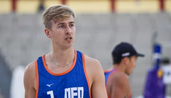 Fanúšikovia vypískali kontroverzného olympionika. Volejbalista znásilnil maloletú, odsedel si len jeden rok