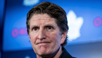 Edmonton oznámil meno nového trénera. Do NHL sa vracia kontroverzný kouč, hviezdny Švéd ho nešetril
