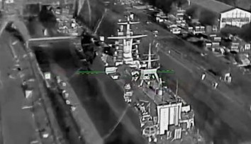 VIDEO: Ukrajinci pokračujú v decimovaní ruskej flotily. Raketová korveta Bojkij je po útoku dronov v plameňoch