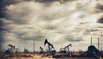 Ropa už 11 rokov nebola taká lacná, barel sa predáva pod 33 dolárov