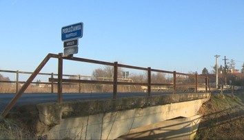 Most na juhu Slovenska, ktorý spája viacero miest a obcí, budú búrať. Vodiči sa musia pripraviť na obchádzky