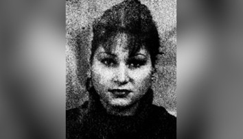 Jej telo našli pohodené pri ceste. Po 20 rokoch vyriešili časť záhady „ženy v ružovom“