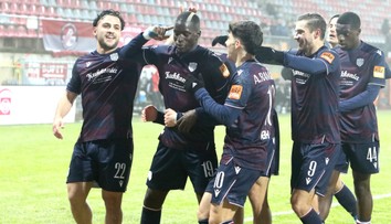 VIDEO: Nádherný gól Podbrezovej zmazala hrúbka brankára. DAC ďalej naháňa čelo tabuľky