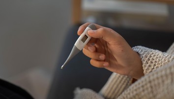 Dávate si lieky vždy, keď sa vám dvihne teplota? Nie každú horúčku treba hneď liečiť a zrážať
