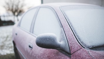 Slovensko zasiahnu poľadovica aj sneženie: Meteorológovia vydali viaceré výstrahy