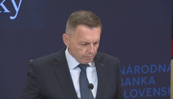 Kažimír vo funkcii nadsluhuje deväť mesiacov. Je možné, že až do volieb nebude zvolený guvernér Národnej banky