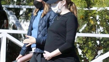 Oscarová herečka už neskrýva tehotenstvo: S manželom čakajú prvé bábätko!