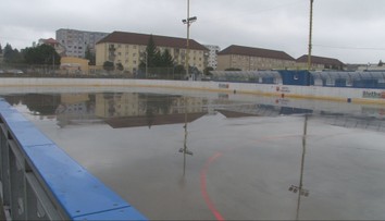 Namiesto klziska majú vodnú plochu. V Stropkove čakajú na ochladenie ako na spasenie