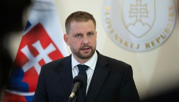 Rok po zrušení sporného tendra: Nový systém stále neexistuje, záchranky fungujú v provizóriu