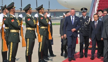 Prvá návšteva prezidenta v Číne po 16 rokoch. Pellegriniho čaká rokovanie so Si Ťin-pchingom