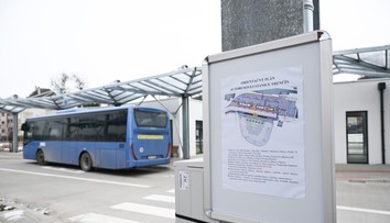 Absurdné pravidlo v autobusoch končí. Na zastávkach už nebude platiť zákaz nastúpiť či vystúpiť