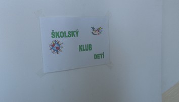 Nemajú ani vlastnú izbu a ich rodičia riešia, ako prežiť. Štát teraz ponúkol pomoc