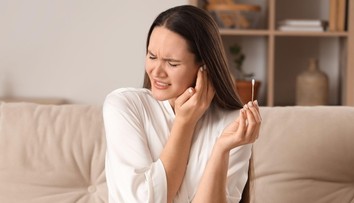 Prestaňte používať vatové tyčinky do uší. Lekár varuje pred hrôzostrašnými následkami