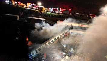 Vlakové nešťastie v Grécku: Zadržali železničného inšpektora