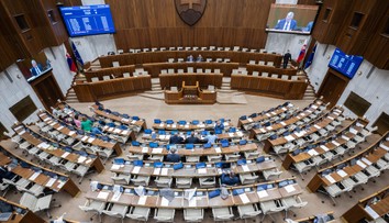 Zákon je schválený. Poslanci odhlasovali zrušenie Úradu na ochranu oznamovateľov