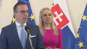 Prorastové opatrenia vláda prerokuje až po zasadnutí tripartity