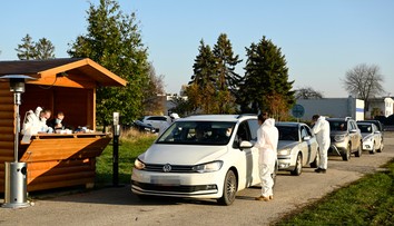 V Trenčíne bude cez víkend celoplošné testovanie, od piatku zakážu alkohol, omše i podujatia