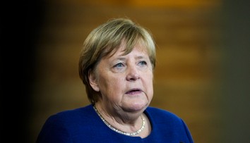 Merkelová v Prahe naznačila, že Putinovi „preskočilo“ cez pandémiu. Svoju vinu odmieta a tvrdí, že Kyjevu kúpila čas