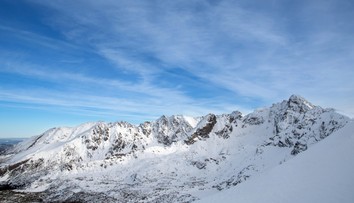 Vianočná turistika na poľskej strane Tatier sa môže skomplikovať. Horskí záchranári upozorňujú na nepriaznivé podmienky