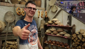 Bujaré oslavy? Omyl! Takto relaxuje nový kráľ Farmy