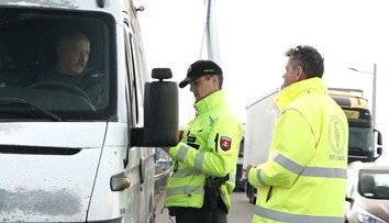 Už aj Česko je v pozore. Pre šírenie nákazlivej choroby zaviedlo mimoriadne kontroly na hraniciach