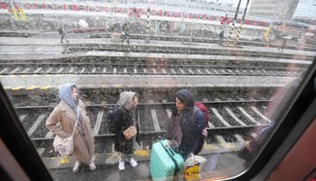 Pripravte sa na hromadný presun obyvateľstva na Veľkú noc. Železnice posilňujú vlaky, cestovať sa dá aj lietadlom