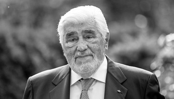 Zomrel legendárny zloduch z Winnetoua. Mario Adorf mal 95 rokov