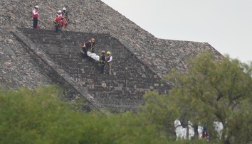 Tragédia pri ikonických pyramídach v Mexiku. Útočník tam zastrelil turistku a zranil ďalších ľudí