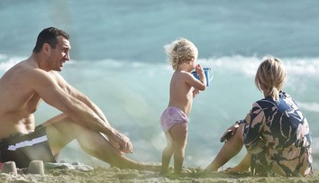 Hollywoodska herečka a svetoznámy boxer: Boj o dcéru sa nekonal, ona sa na ňu vykašlala