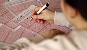 Žena tipovala rovnaké čísla 30 rokov. Vyplatilo sa jej to rozprávkovou výhrou