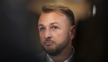 Súd vyhovel aj štvrtýkrát. Ďalší z čurillovcov sa vracia do práce