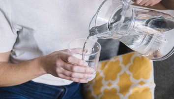 Pijete dosť vody? Lekárka odporúča jednoduchý test, ktorý vám to prezradí