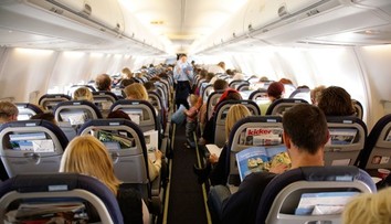 Bojíte sa lietania? Ranné lety a výber miesta môžu zásadne pomôcť