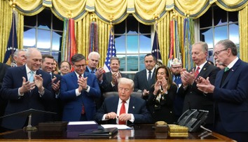 Koniec shutdownu v USA: Prezident Trump podpísal zákon