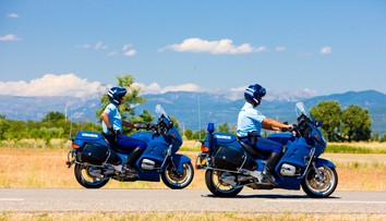 Chlapec (16) na bicykli na diaľnici predbehol policajnú motohliadku. Jeho maximálna rýchlosť ich šokovala