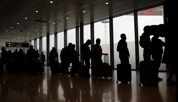 Francúzsko hlási ďalších 231 obetí, pre koronavírus zatvorili parížske letisko Orly