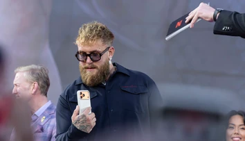 Košické letisko zažilo prekvapenie: Zo súkromného lietadla vystúpil jeden z najslávnejších influencerov sveta