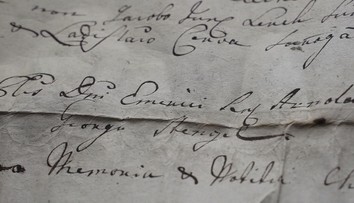 V Kežmarku objavili vzácny odkaz vo fľaši. Vyše 200-ročná listina v latinčine je zatiaľ záhadou