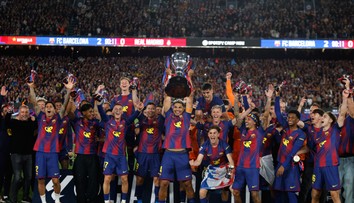 Barcelona spečatila titul veľkolepým spôsobom. Prvýkrát v histórii oslavuje po výhre nad Realom