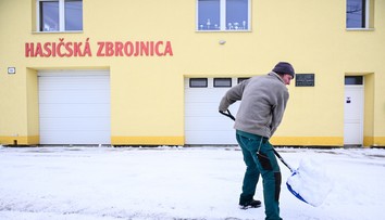Sneženie a mrazy na Slovensku. Pozor, platia výstrahy