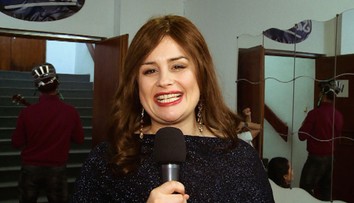 Petra Polnišová ako moderátorka Jelito Alagýč. Toto je sila!