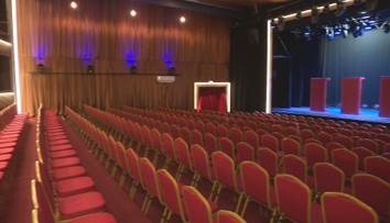 Splnil si svoj veľký sen. Choreograf a režisér Ján Ďurovčík založil a postavil nové divadlo