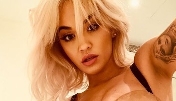 Najlepšia halloweenska maska? Rita Ora sa zmenila na nepoznanie!