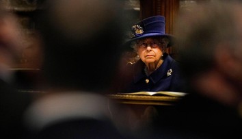 Kráľovná Alžbeta II. všetkých prekvapila: Takto sme ju nevideli 17 rokov