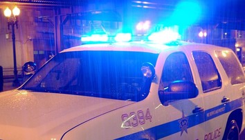 Scéna ako z hororu. Tínedžer v kostýme klauna dobodal seniora a zanechal hrozivý odkaz